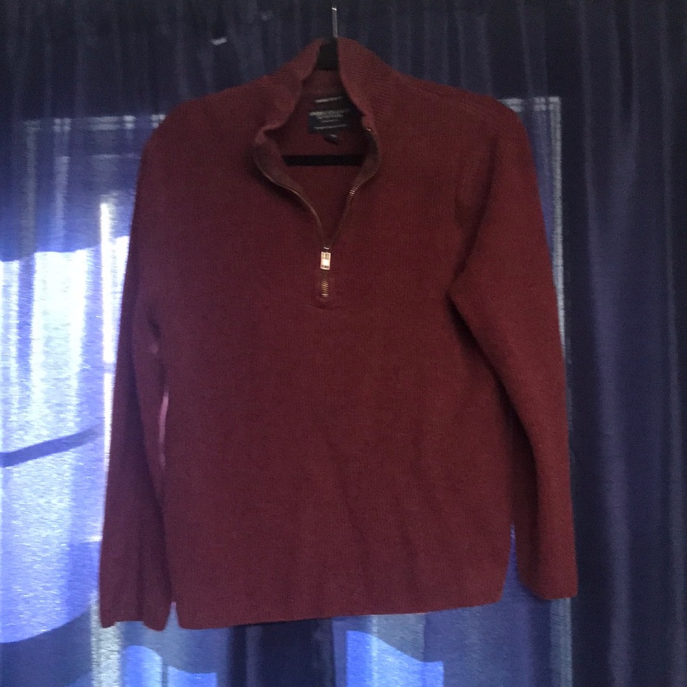 Men’s American Eagle zipper neck Sweeter